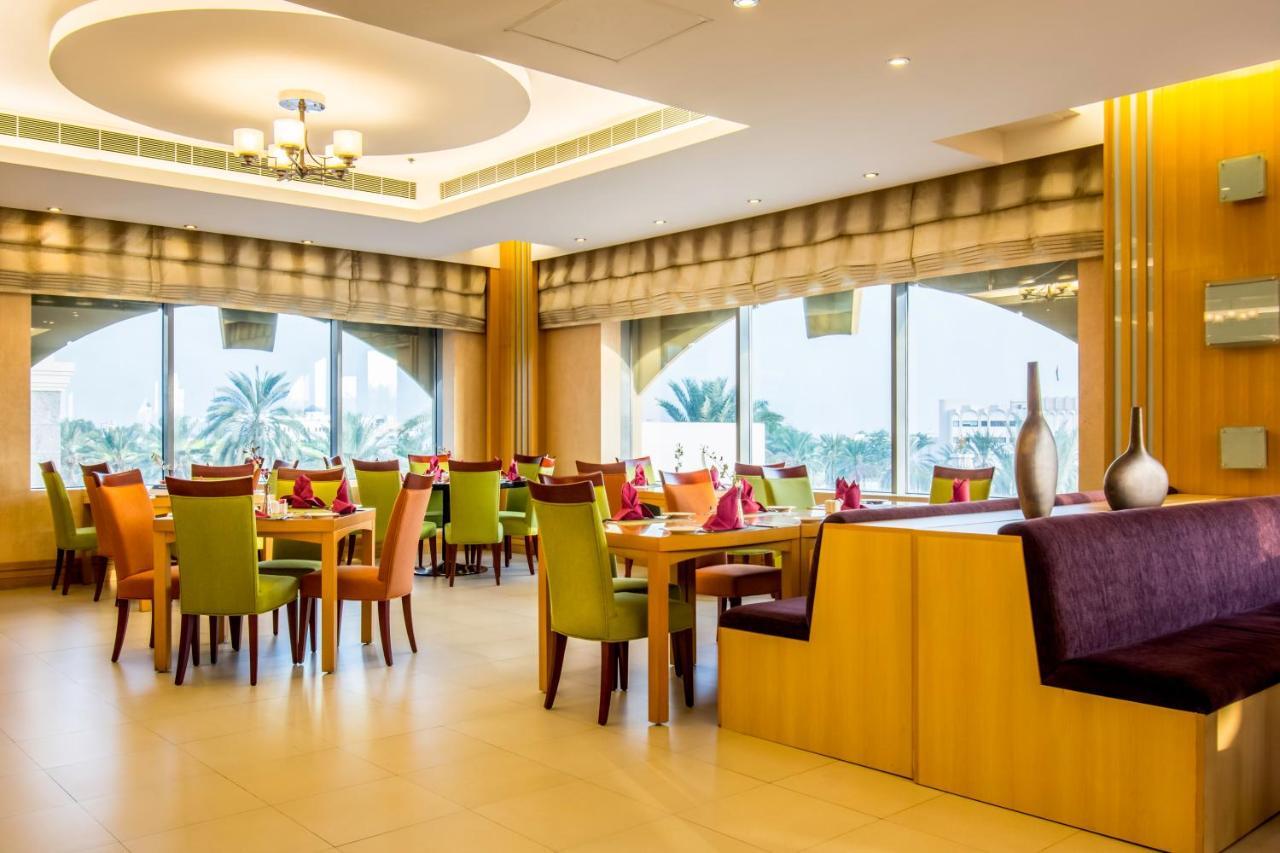 City Seasons Hotel & Suites Mascate Exterior foto
